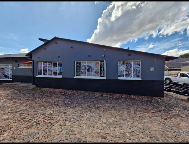 991M² OFFICE TO LET IN RAVENSWOOD